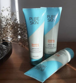 تصویر اسکراب پاک کننده و ضد لک Pure Skin اوریفلیم مناسب حذف سلولهای مرده و بهبود ظاهر پوست