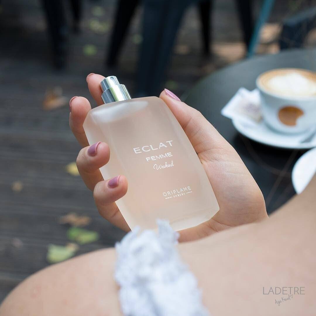 عطر زنانه  اکلت فم ویکند 50 میل